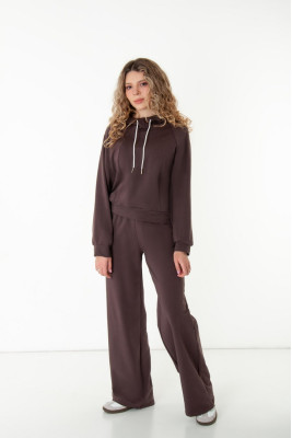 Костюм жіночий